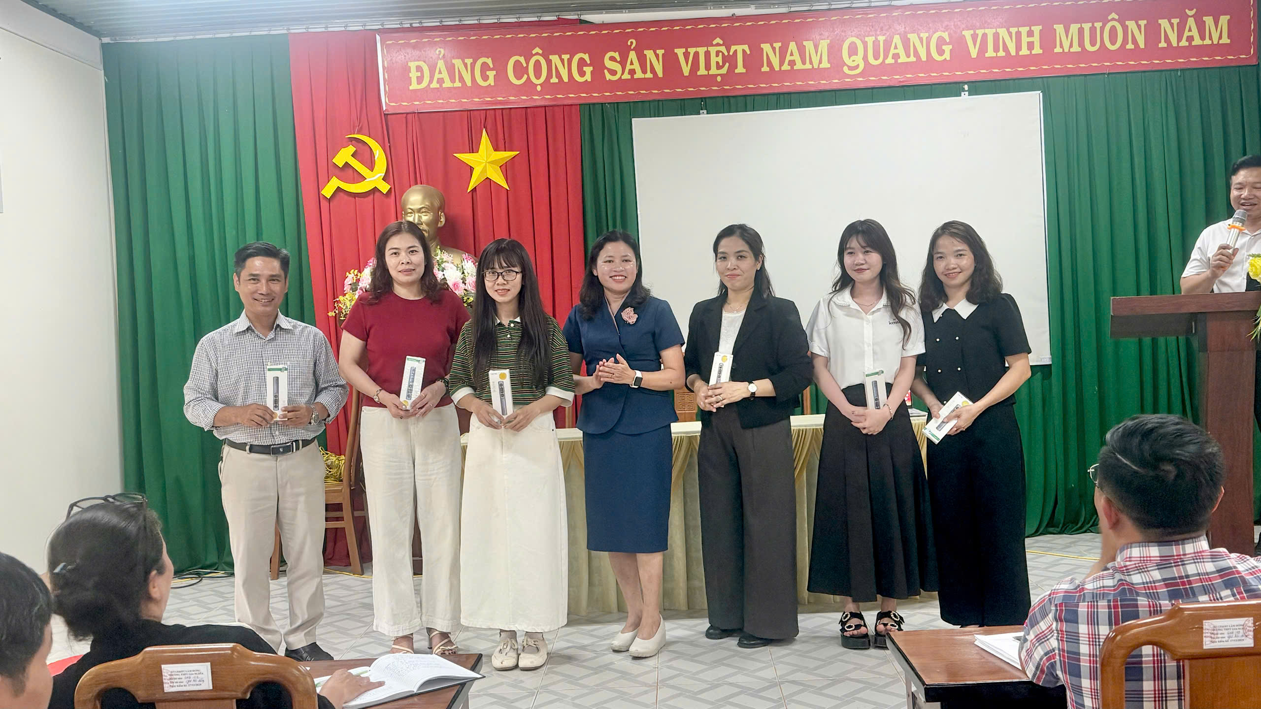 Thầy cô trường THPT Gia Nghĩa tham dự kì thi GVG cấp tỉnh 2025 – 2026.